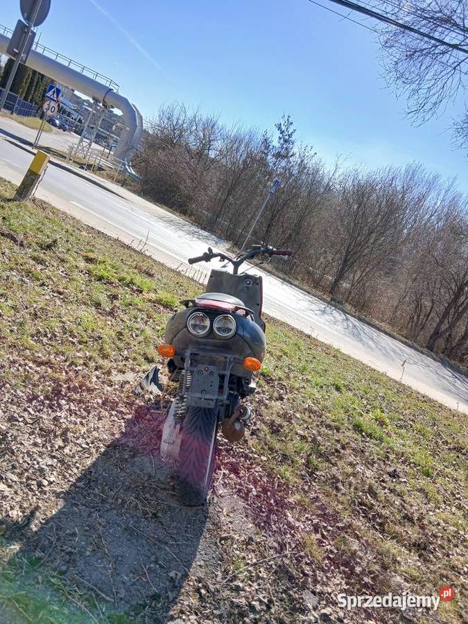 Sprzedam Skuter 2t 10km Kielce sprzedam