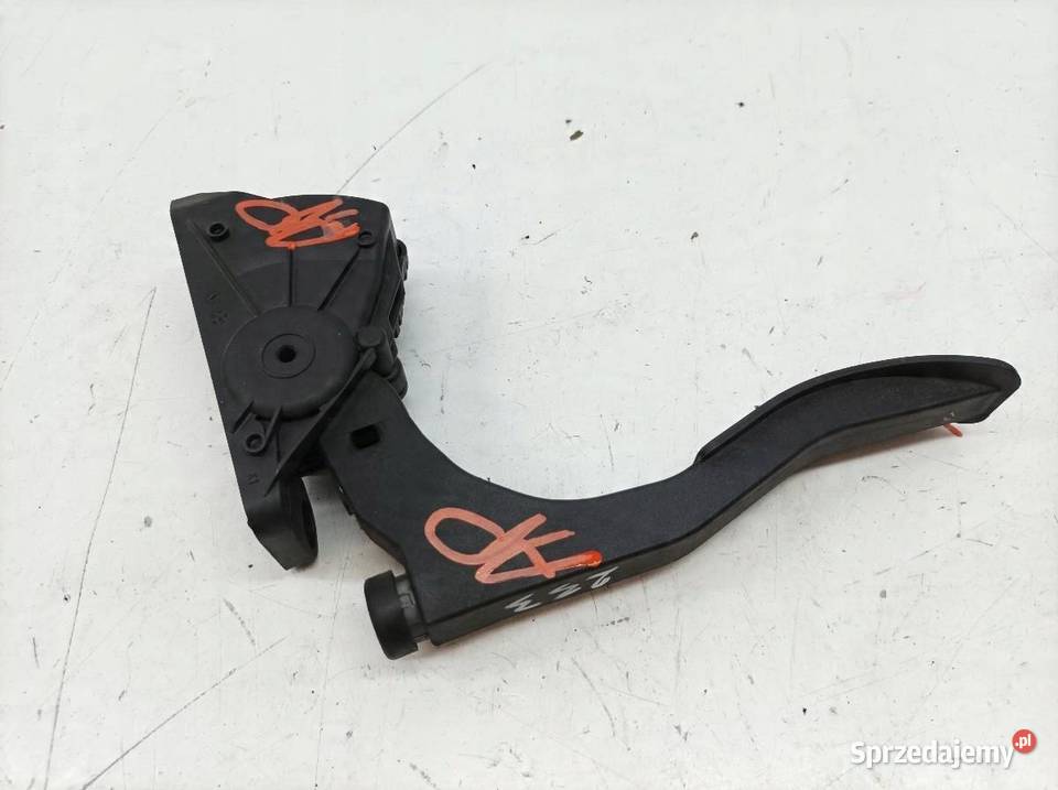 PEDAŁ POTENCJOMETR GAZU 4F1723523A 30 D Audi A6