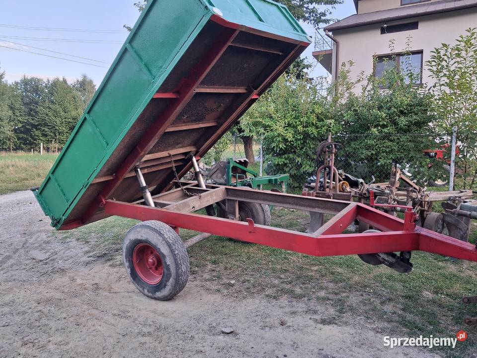 Przyczepa rolnicza 1 osiowa wywrotka