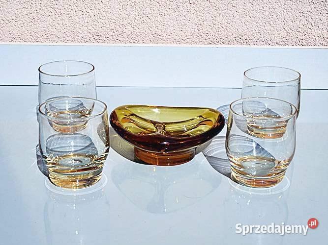 ZESTAW DO BRYDŻA popielniczka pucharki na drinki