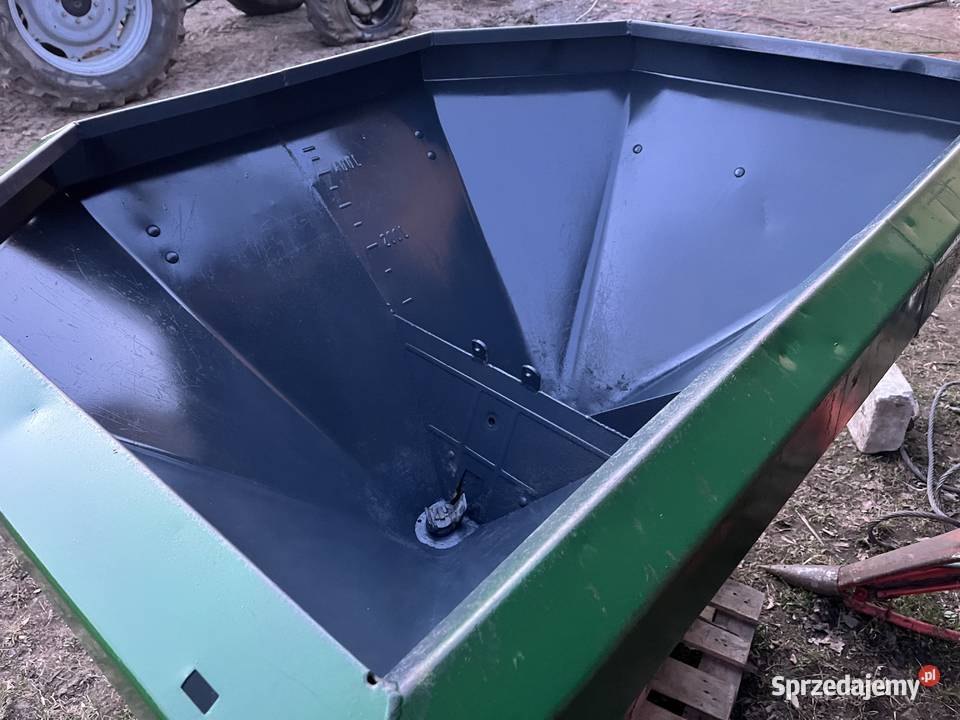 Rozsiewacz amazone 800 Sidra