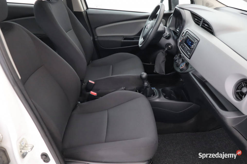 Toyota Yaris 10 VVTi nieuszkodzony Zabrze