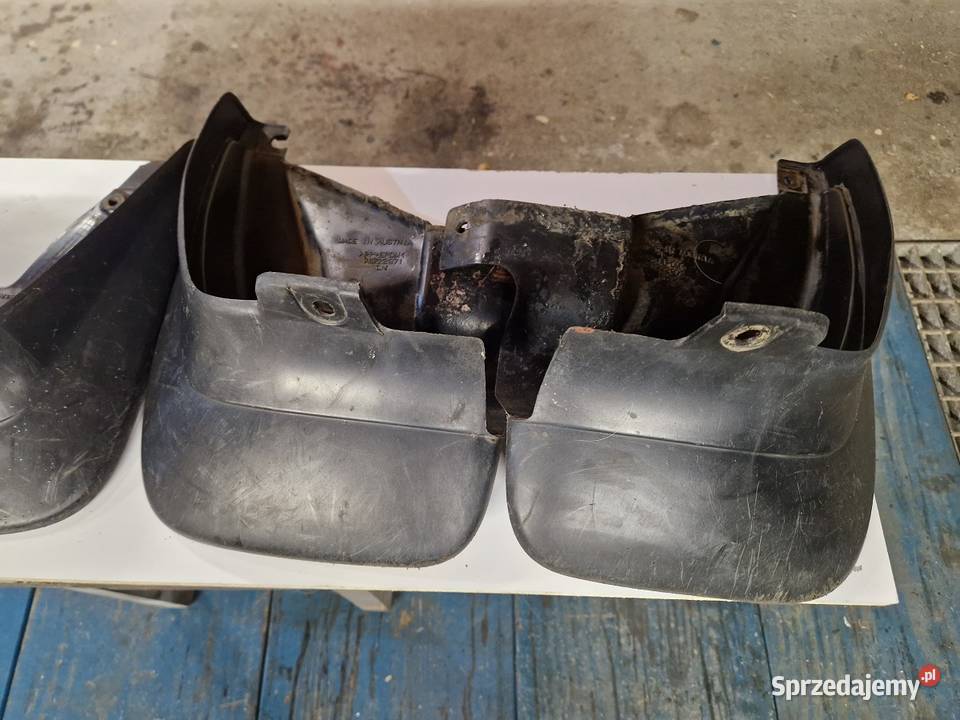 Chlapacze oryginalne Subaru Forester SG 2006