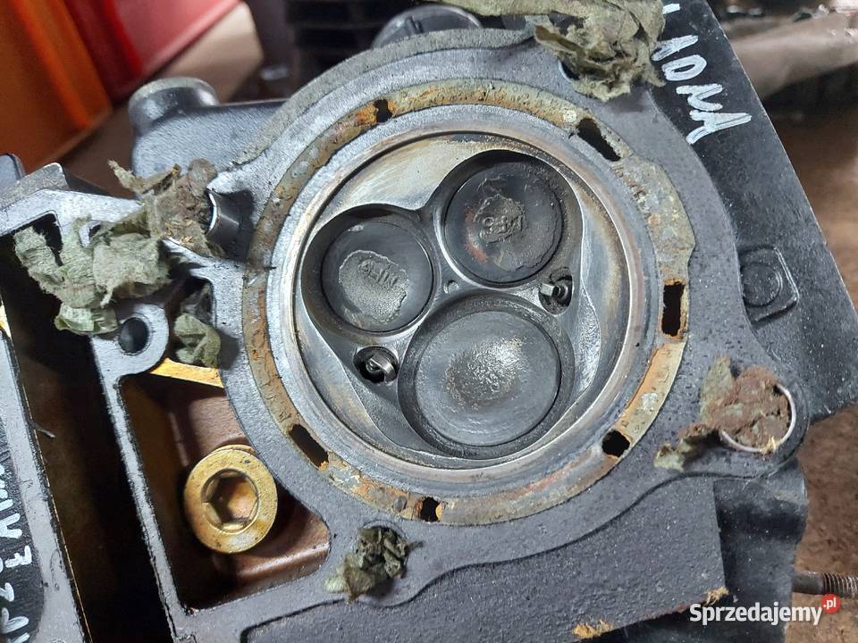 Honda VT 500 głowica przód przednia VT500 head Silniki i osprzęt Jelenia Góra
