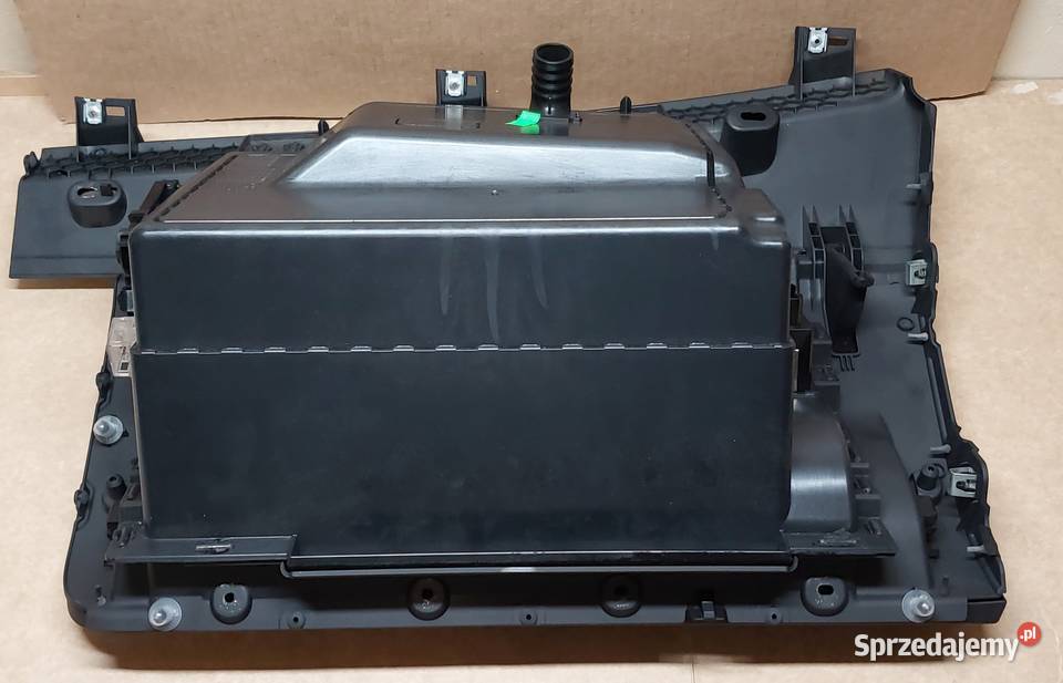 SCHOWEK PASAŻERA VW TOUAREG 7P 7P1857097A 81U Schowki, półki Mielęcin