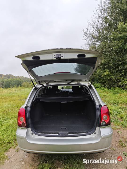 Toyota Avensis t25 polift 22d 150 radio android manualna