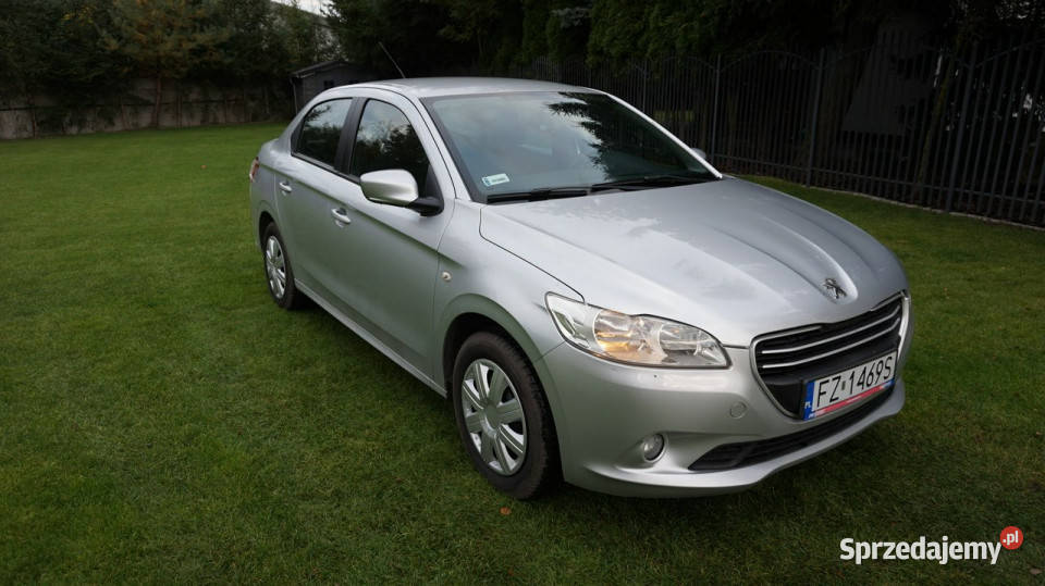 Peugeot 301 zarejestrowany ubezpieczony nieuszkodzony Zielona Góra