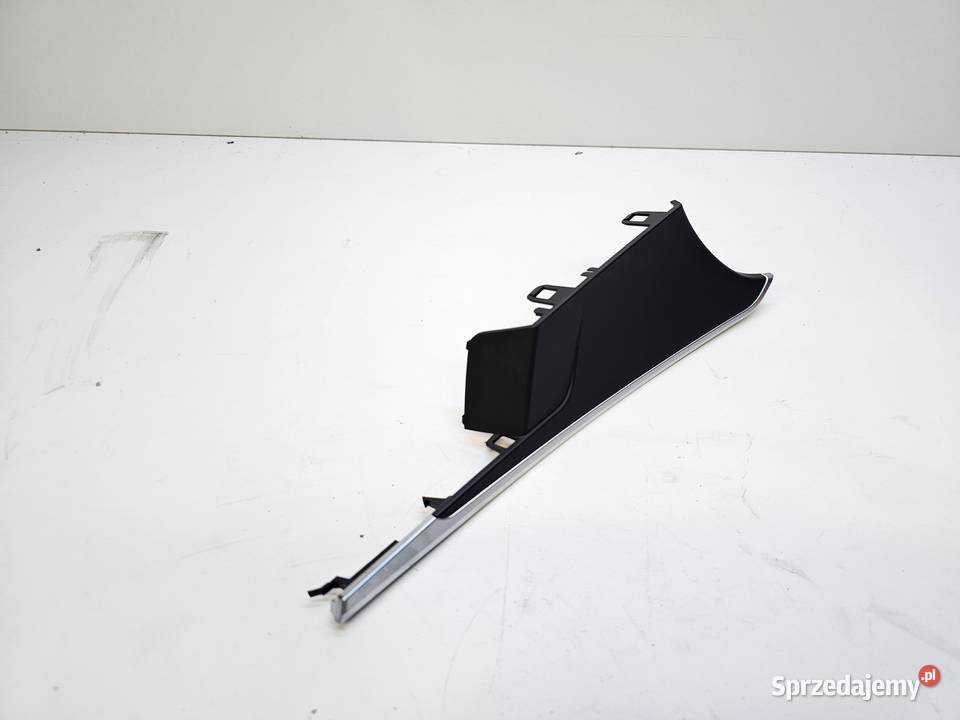 DEKOR DRZWI LEWY PRZÓD AUDI A4 B9 8W1959522B osobowe Przystajń