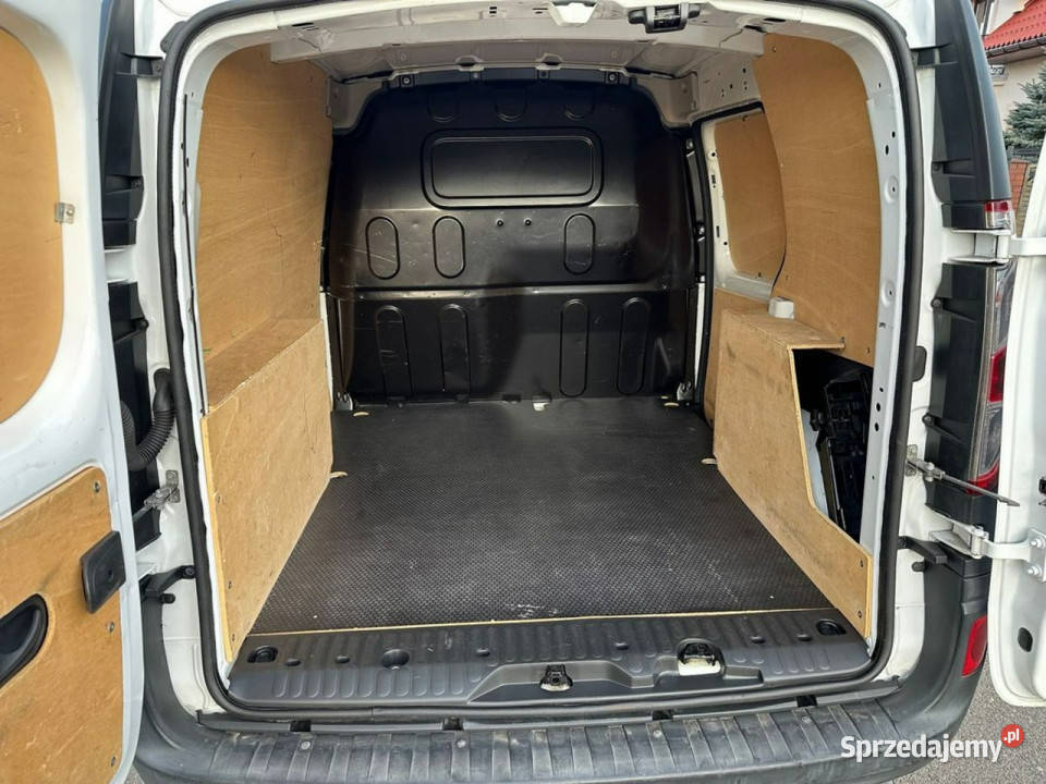 Renault Kangoo Klima Bez korozji Gotowy do pracy Rok produkcji 2017 Słomniki sprzedam