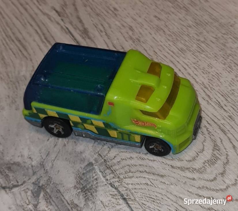 Autko samochód resorak Hot Wheels Rapit Response Łódź