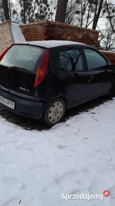 Fiat Punto 12 benzyna 2002 180000 Rok produkcji 2002