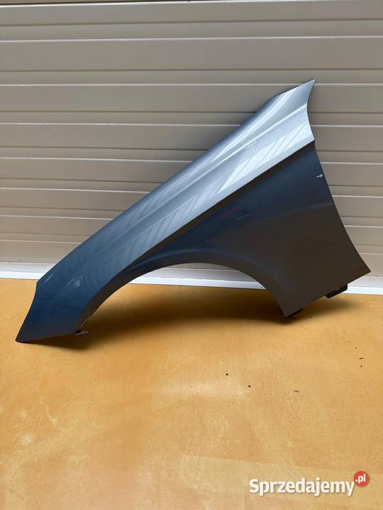 Mercedes CLS C219 0410r PRZEDNI BŁOTNIK LEWY Rudka sprzedam