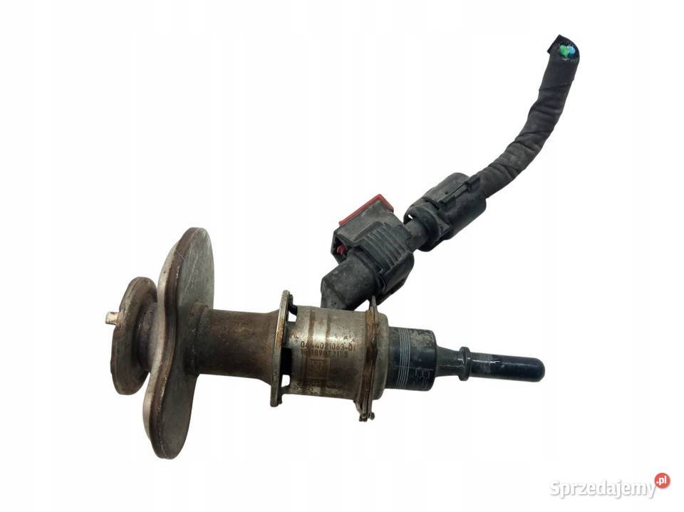 WTRYSKIWACZ ADBLUE 296302U000 16 CRDI Hyundai