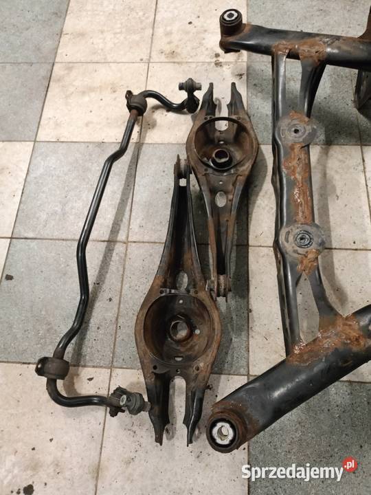 Audi A3 8V 18 TFSI Quattro belka zawieszenia Rok produkcji 2013 Sękocin Stary