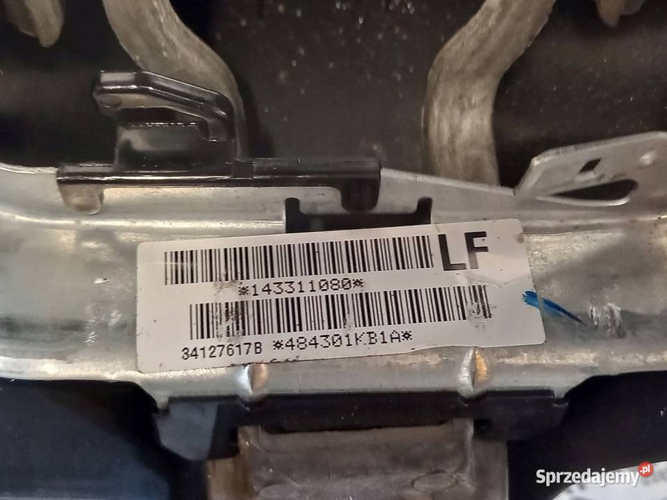 NISSAN JUKE I LIFT 15r kierownica skórzana