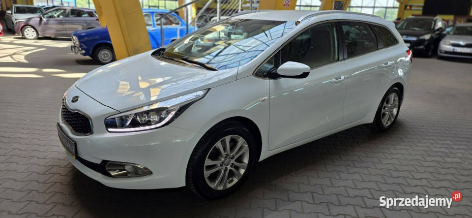 Kia Ceed 20142015 Opis W podanej roczna manualna