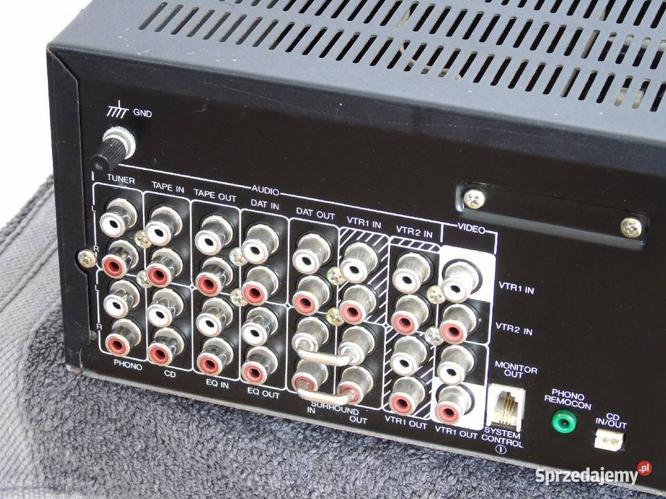 Wzmacniacz Uniwersum 440 Wat sprawny i mocny Wzmacniacze i pokrewne Jasło