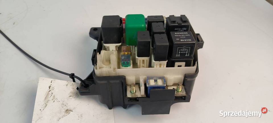 SKRZYNKA BEZPIECZNIKÓW MAZDA PREMACY PA66PPE Lipno