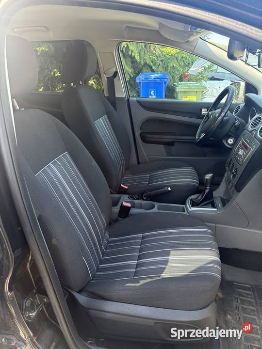 Ford Focus 16 Benzyna 100 Klimatyzacja Alufelgi immobilizer Dolna Grupa