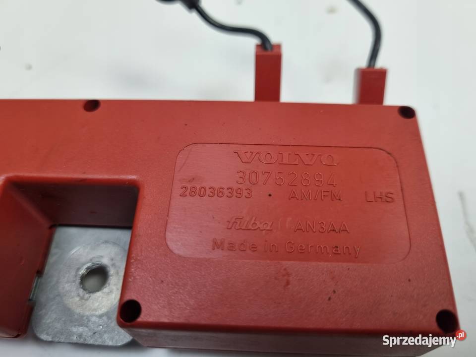 Volvo S60 I XC70 I V70 II WZMACNIACZ ANTENOWY Sprzęt audio fabryczny