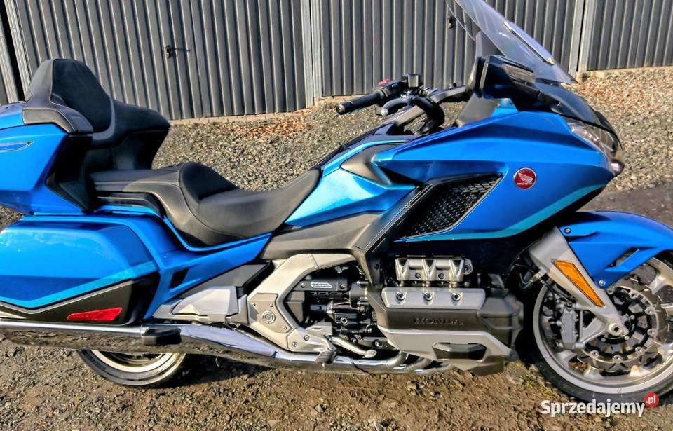 Honda Gold Wing Tour 1800 z rocznika 2022r elektryczny starter Honda