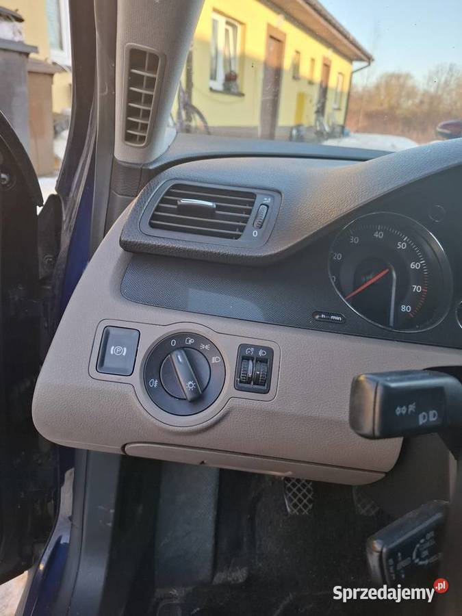 V W Passat 16 benzyna bez rdzy Długie opłaty Hak Belsk Duży