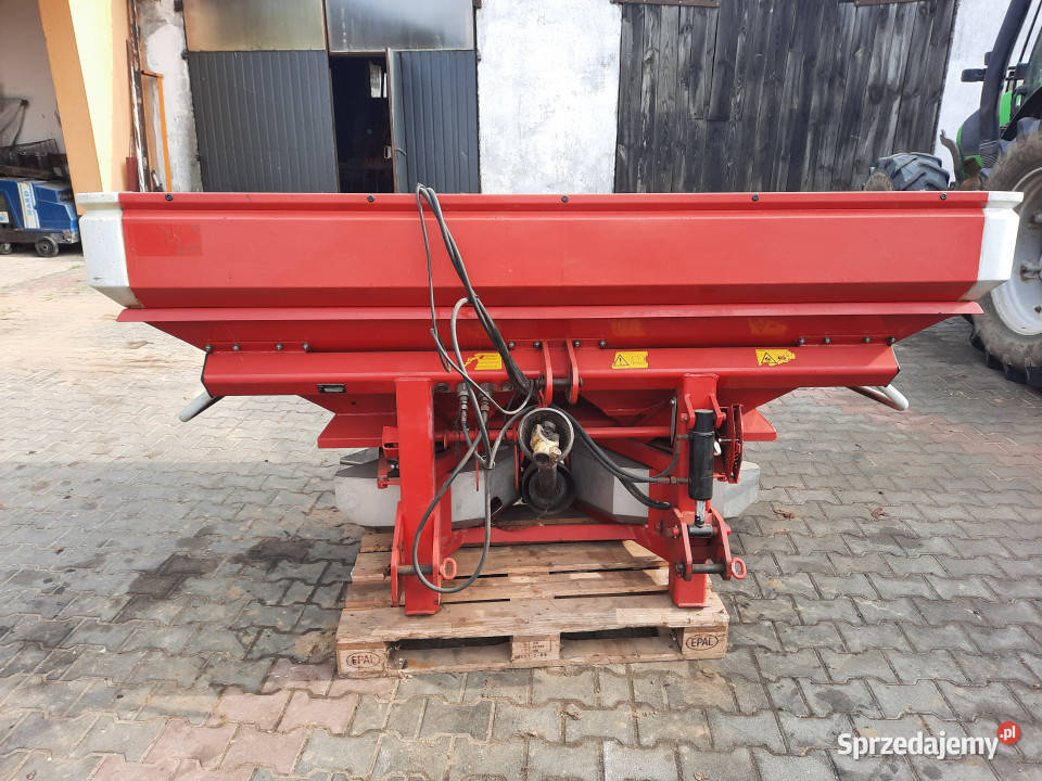 Rozsiewacz nawozów mineralnych LELY CENTERLINER Rolnictwo warmińsko-mazurskie Włosty