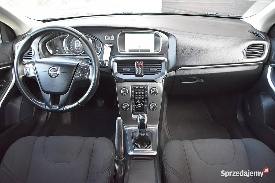 Volvo V40 20D2 120 Alu 17 Led Navi Gwarancja II Nowe Kucice