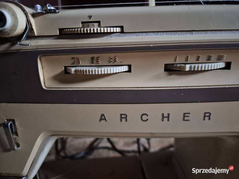 Maszyna do szycia plus nici Pozostałe Gulcz