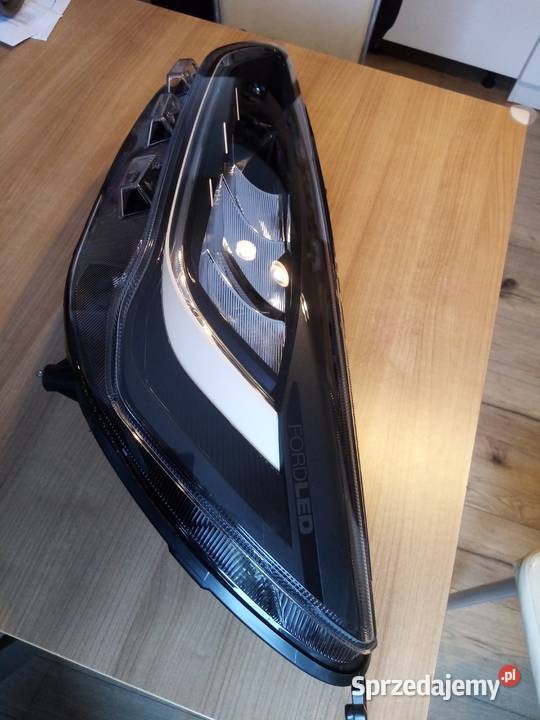 Lampa full LED nowy model ford focus wielkopolskie Ostrów Wielkopolski