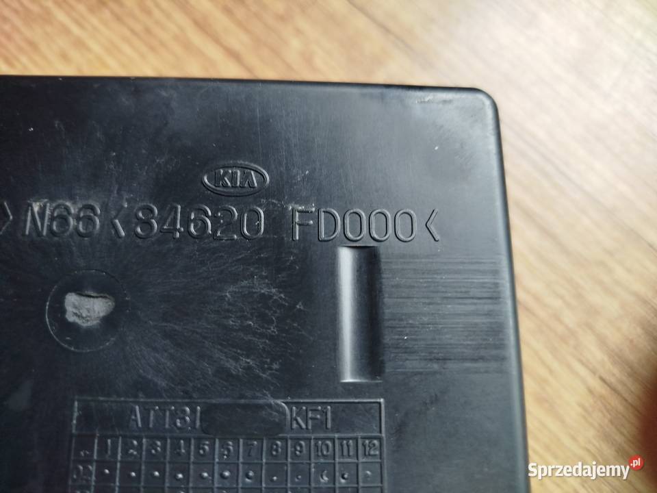 Kia Rio oryginalna popielniczka