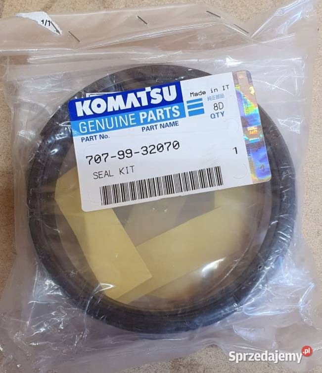 Zestaw uszcz siłownika obrotu 7079932070 KOMATSU Gądki sprzedam