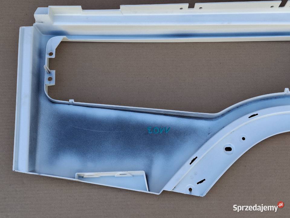 VOLVO FH4 PRZEDŁUŻENIE STOPNICY LEWEJ LEWE BIAŁE Nadkola Bieleń sprzedam