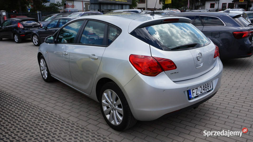 Opel Astra zarejestrowany ubezpieczony Gwarancja Zielona Góra