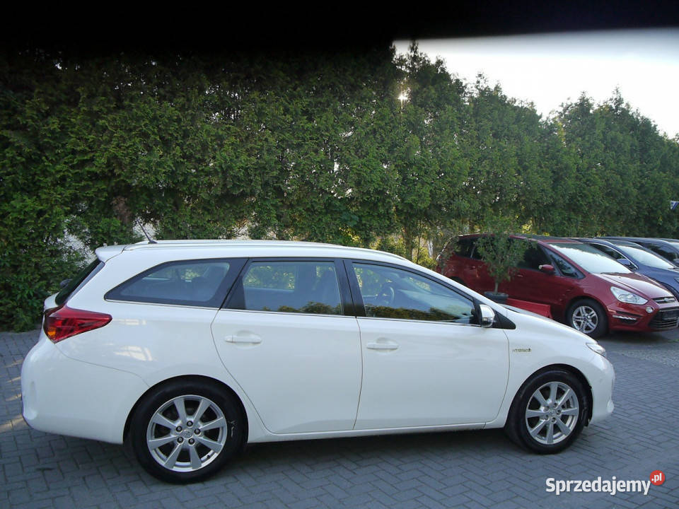 Toyota Auris 18 Hybrid Skóra stan bluetooth śląskie
