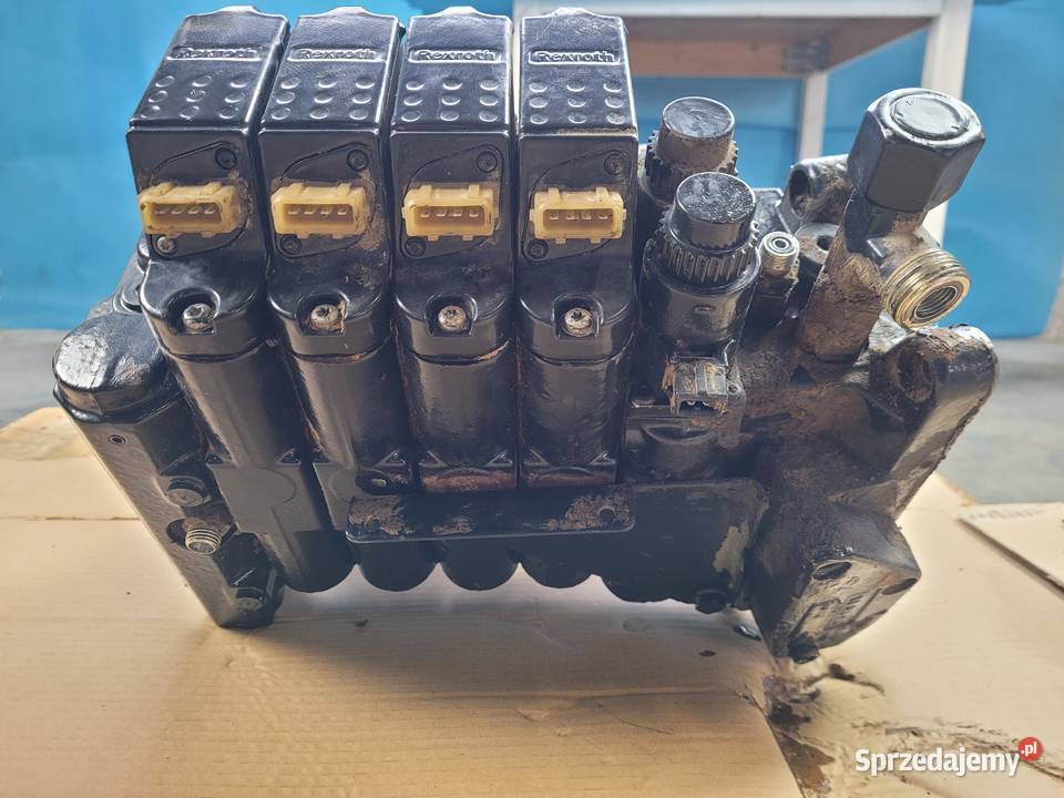 CASE IH PUMA 145 12r SEKCJA ZAWORU Kolno