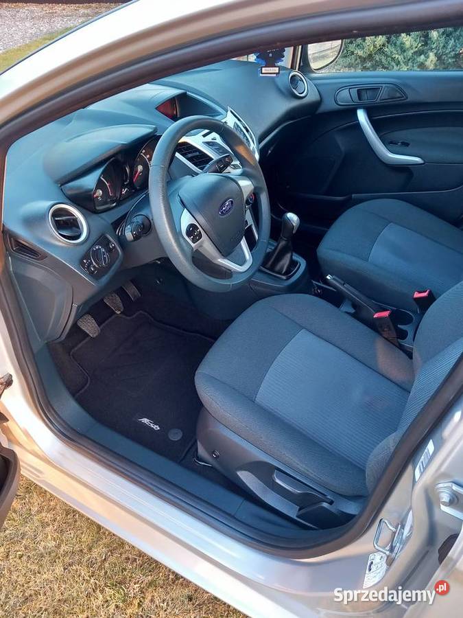 Ford Fiesta 2012 125 benzyna 58 przebieg Samochody osobowe