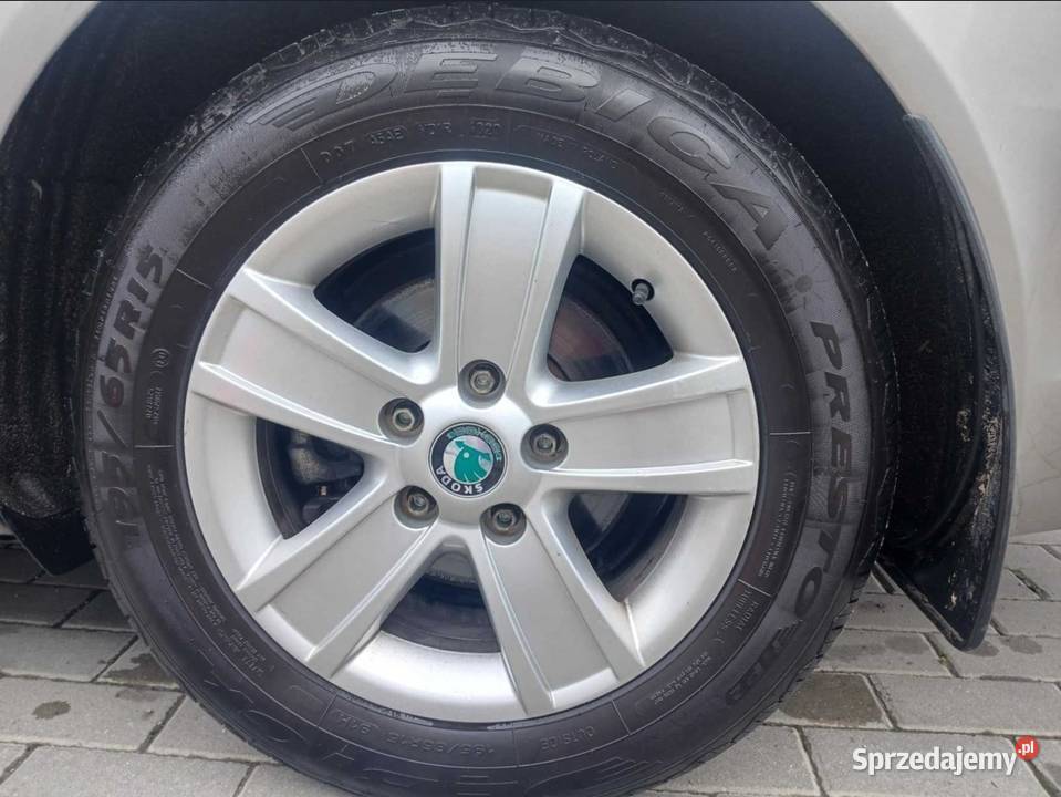 Skoda Octavia 2 w kombi nieuszkodzony Nockowa