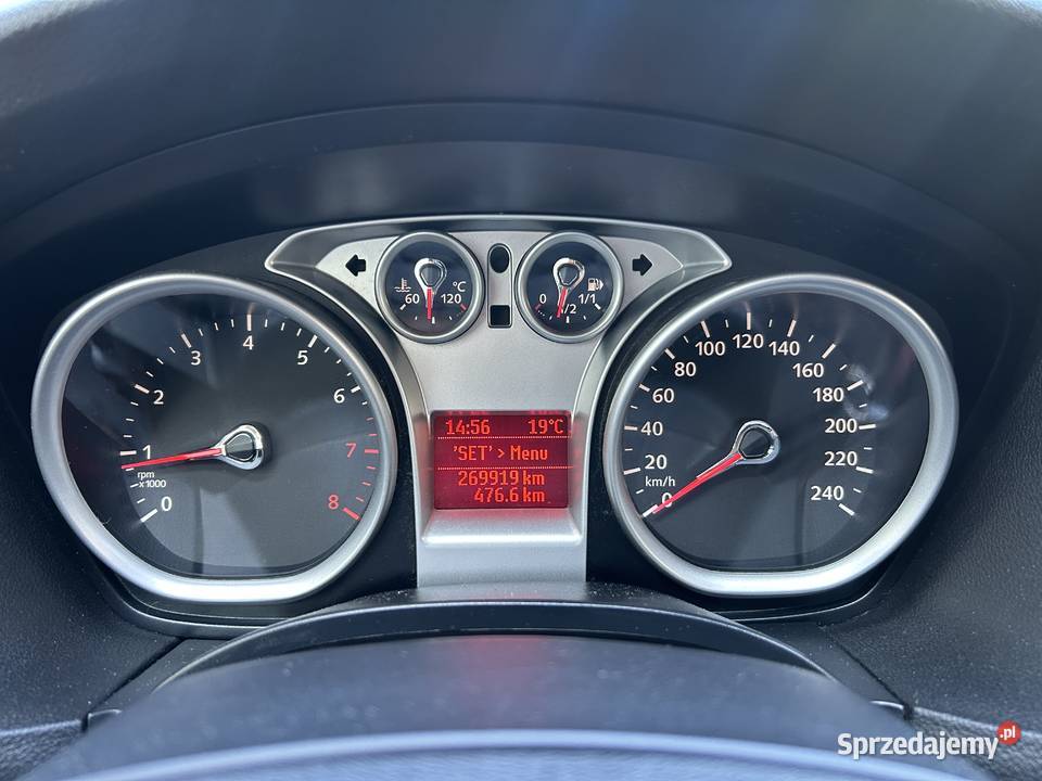 Ford Focus 16i Ghia Climatronic Focus Ostrzeszów