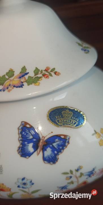 Puzderko amfora z motylkami Aynsley
Cottage Ga