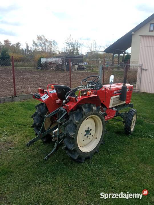 Mini traktor japoński Yanmar 1702D Rolnictwo