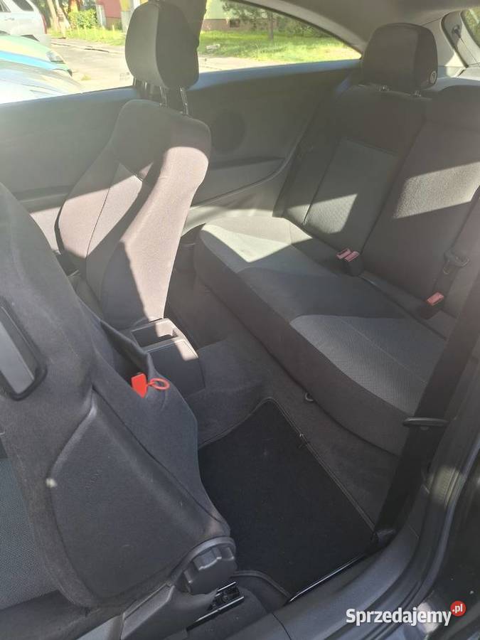Opel Astra H GTC 16 2006r 215 przebiegu 105KM Wałbrzych