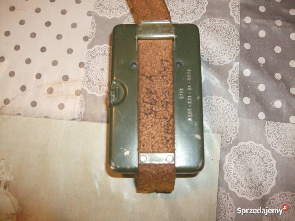 Zestaw wojskowych latarek sygnałowych