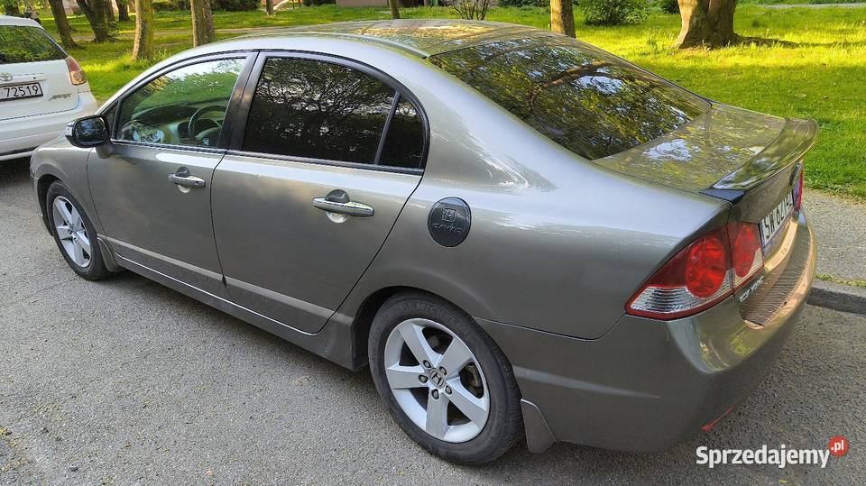 Honda Civic VIII Sedan 18 kupiony w polskim salonie Chorzów