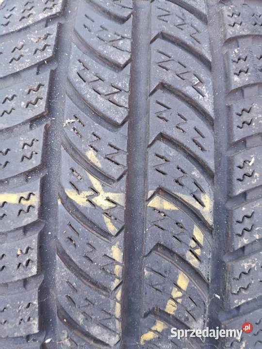 Opony zimowe Continental VancoWinter 2 22555 R17 Złotoryja