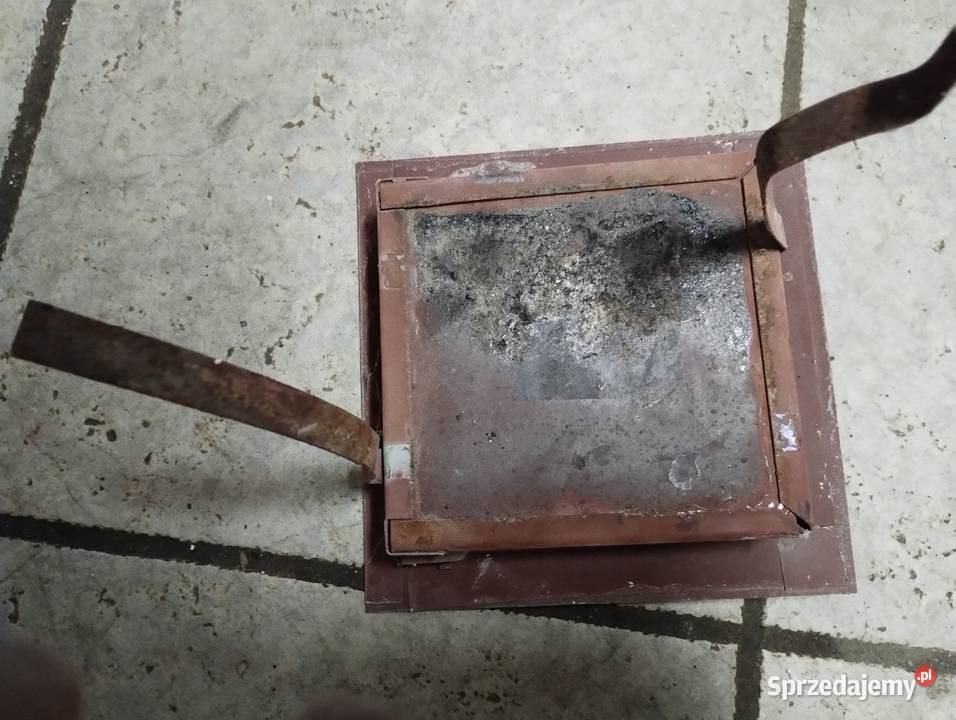 drzwiczki kominkowe żeliwne rewizyjne do kominka Poznań