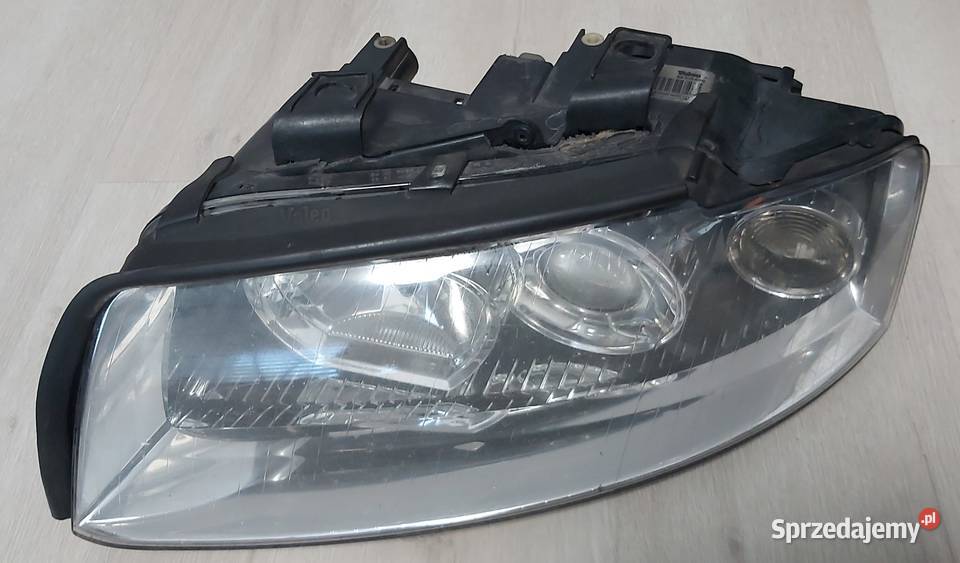 Reflektor Lewy Audi A4 B6 Valeo 8E0 941 003 F osobowe Oława sprzedam