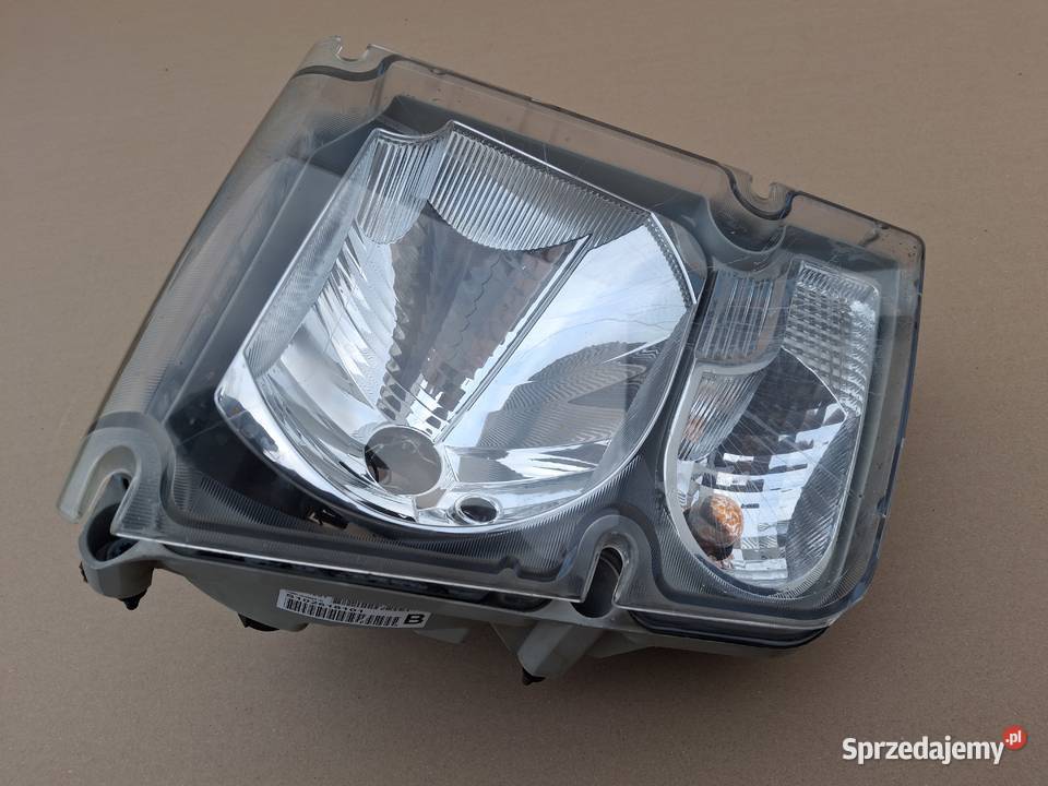 VOLVO FL FE REFLEKTOR PRAWY LAMPA PRAWA 20818775