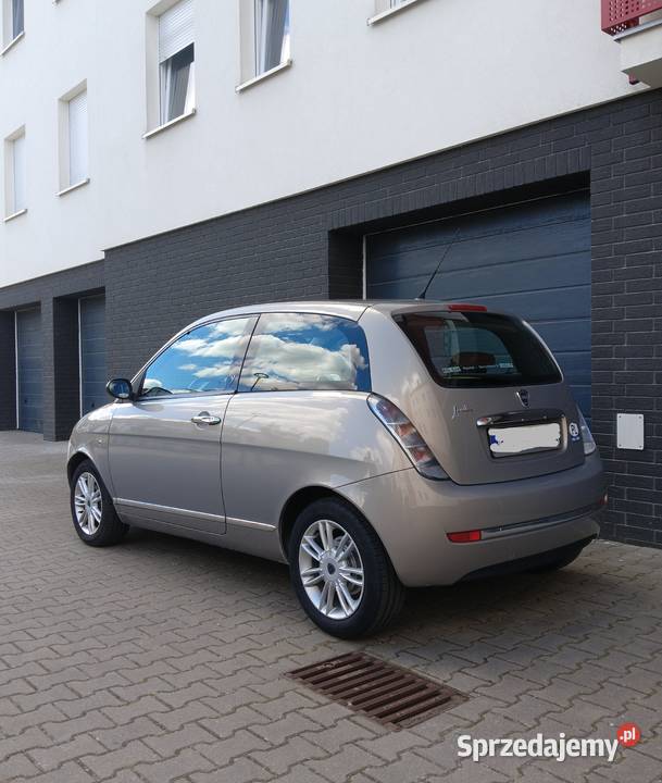 Lancia Ypsilon 14 Benzyna 2007 benzyna Toruń sprzedam