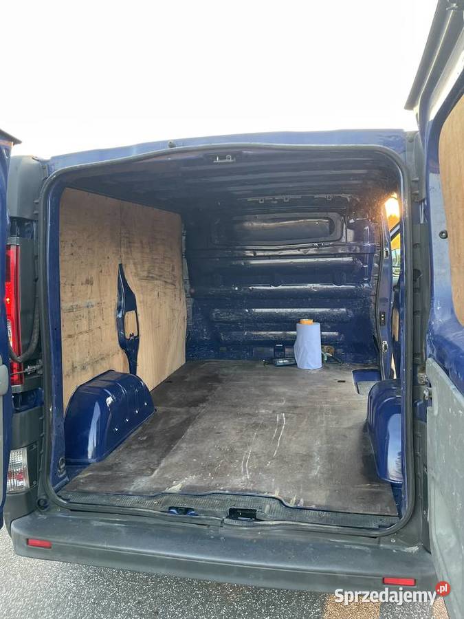 Opel Vivaro I 2009 20 CDTI 90 niski przebieg furgon Opel